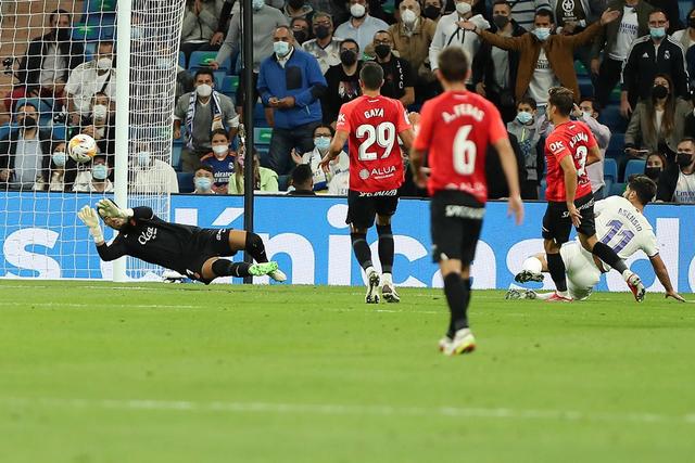 三亚亚沙会沙滩足球决赛：伊朗6:2战胜阿曼夺冠