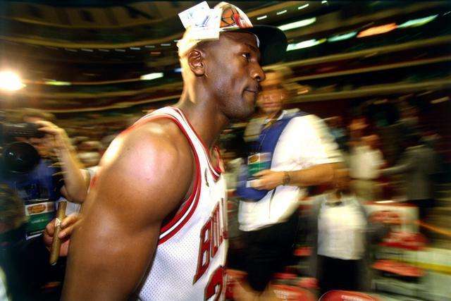 官方：大马丁当选FIFA2024年最佳门将