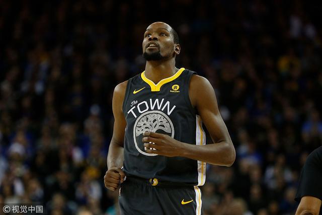 官方：拜仁博物馆设置凯恩专属展柜